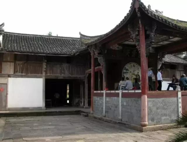 刘伯温设计的这个古村,几百年来怪事连连