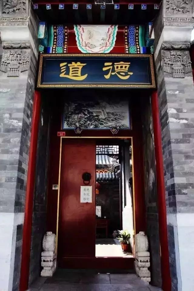 设计丨中国古建之美：门、门墩、门环、门钉、斗拱、飞檐、屋顶、马头墙