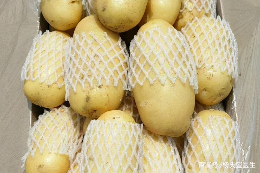 脑供血不足的人,医生提议:多吃三種蔬菜,两種习惯或许需要养成
